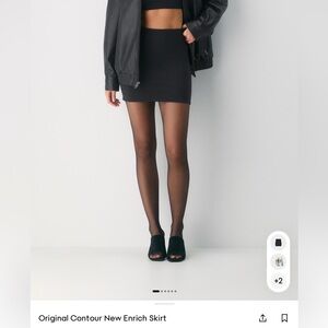 NWT- Aritzia Black Original Contour New Enrich Skirt